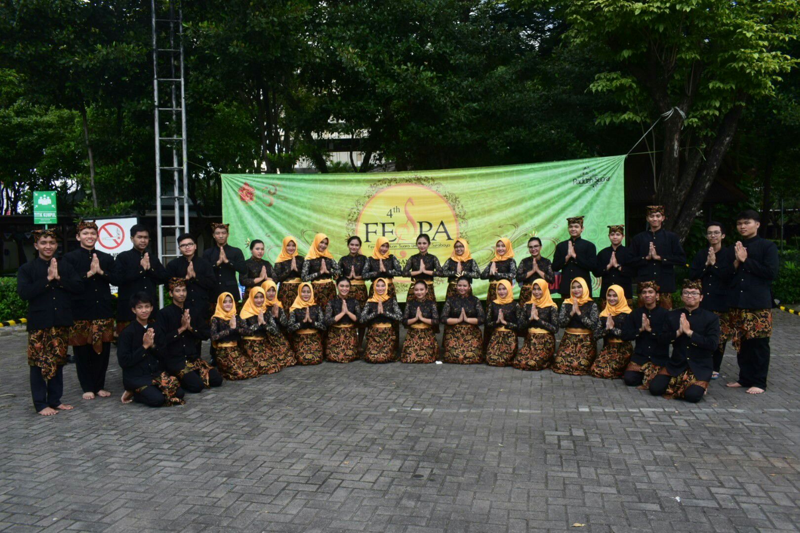 Tetra Youth Choir image