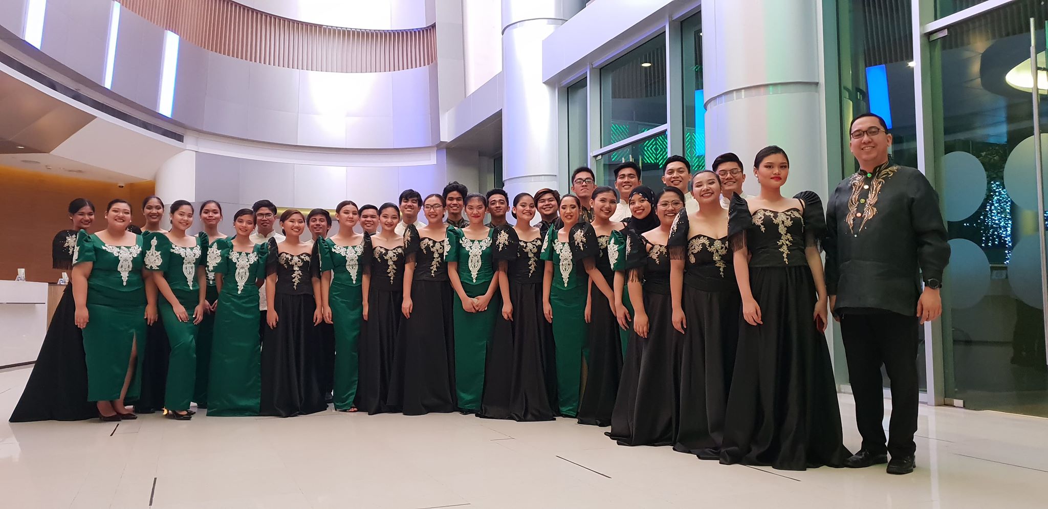 Centro Escolar Universiy Singers Manila image